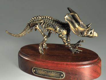 Модель скелета динозавра Pentaceratops - «globural.ru» - Севастополь